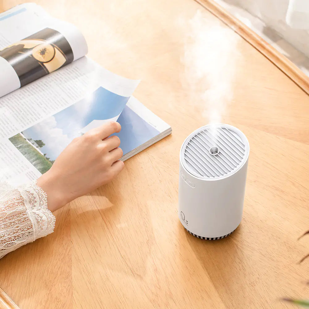 Mini car humidifier and aroma diffuser