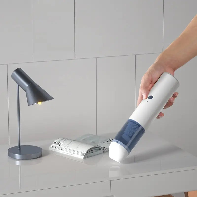 Car vacuum cleaning seats